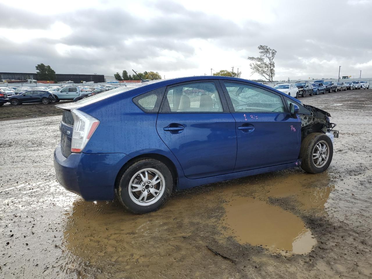 2010 Toyota Prius - Image 3