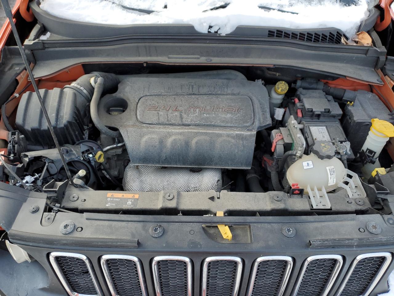 2015 Jeep Renegade - Image 11
