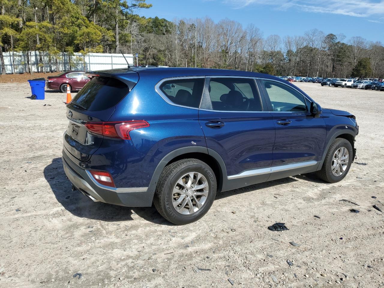 2019 Hyundai Santa Fe - Image 3
