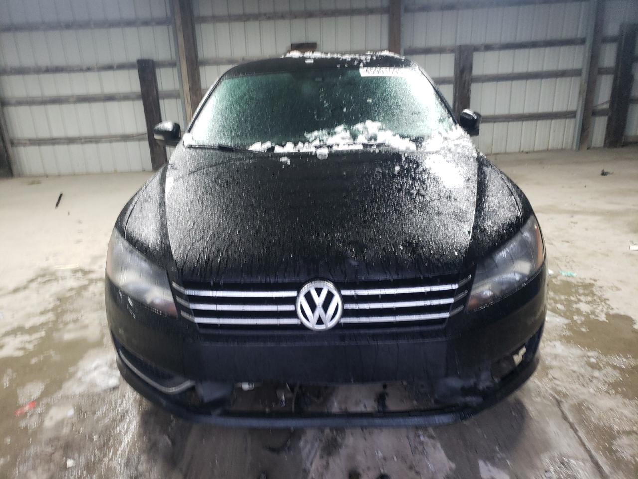 2014 Volkswagen Passat - Image 5
