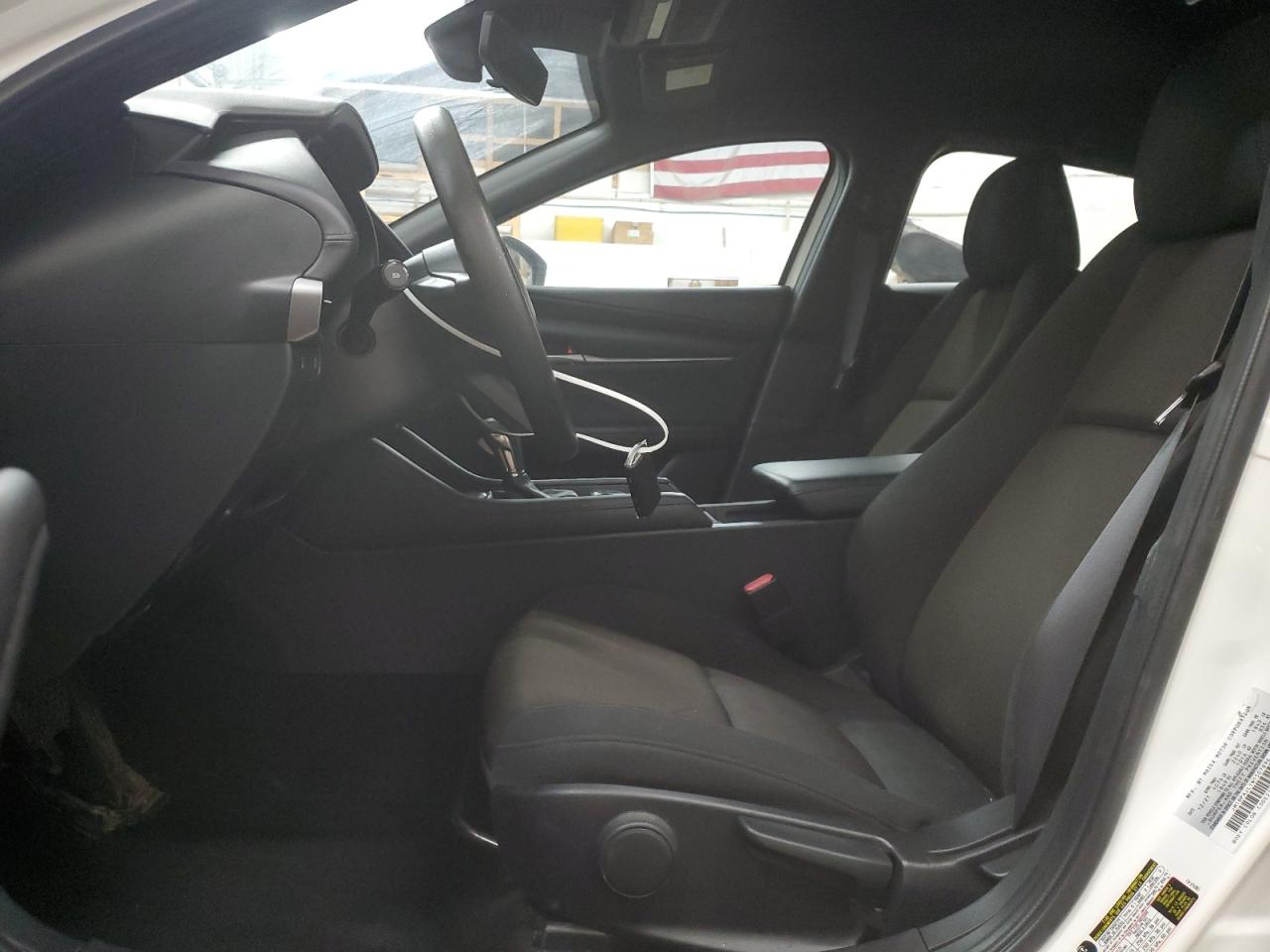 2022 Mazda 3 - Image 7