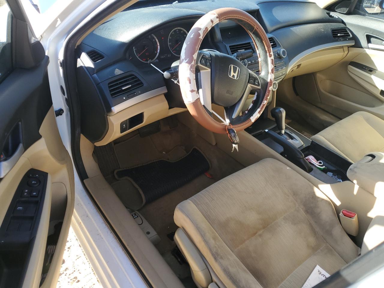 2011 Honda Accord - Image 8