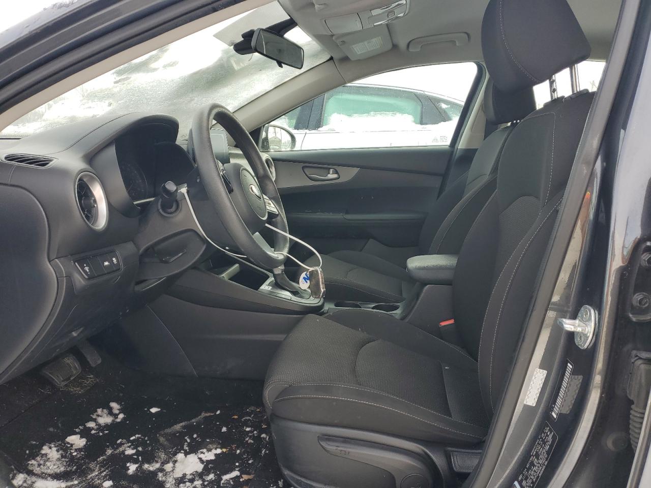 2020 Kia Forte - Image 7