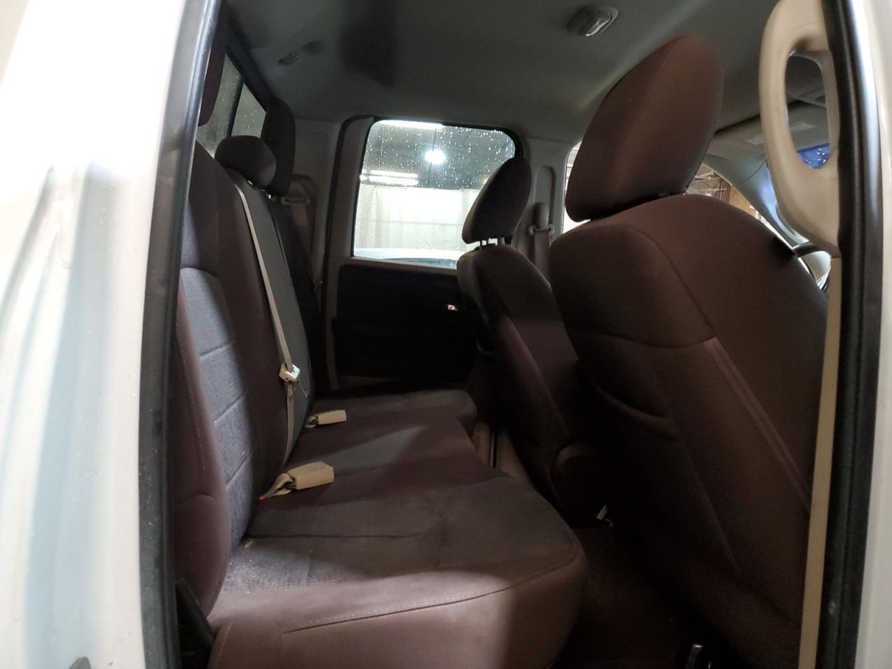 2013 RAM 1500 - Image 10