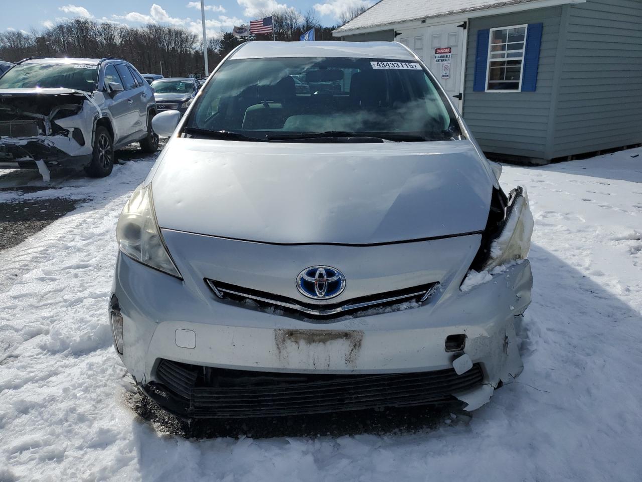 2012 Toyota Prius - Image 5