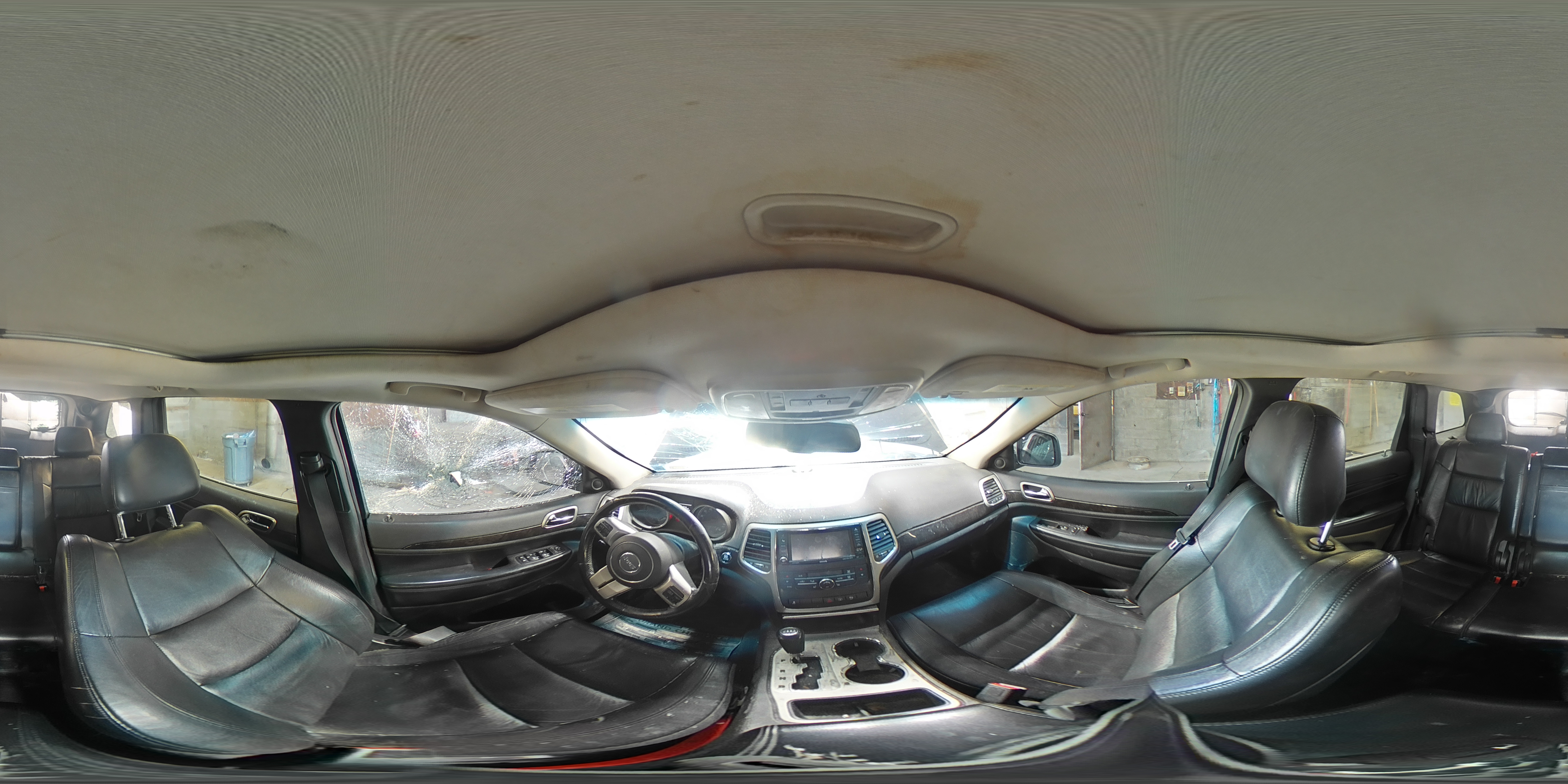 2013 Jeep Grand Cherokee - Image 14