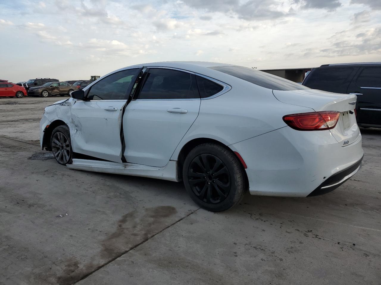 2015 Chrysler 200 - Image 2