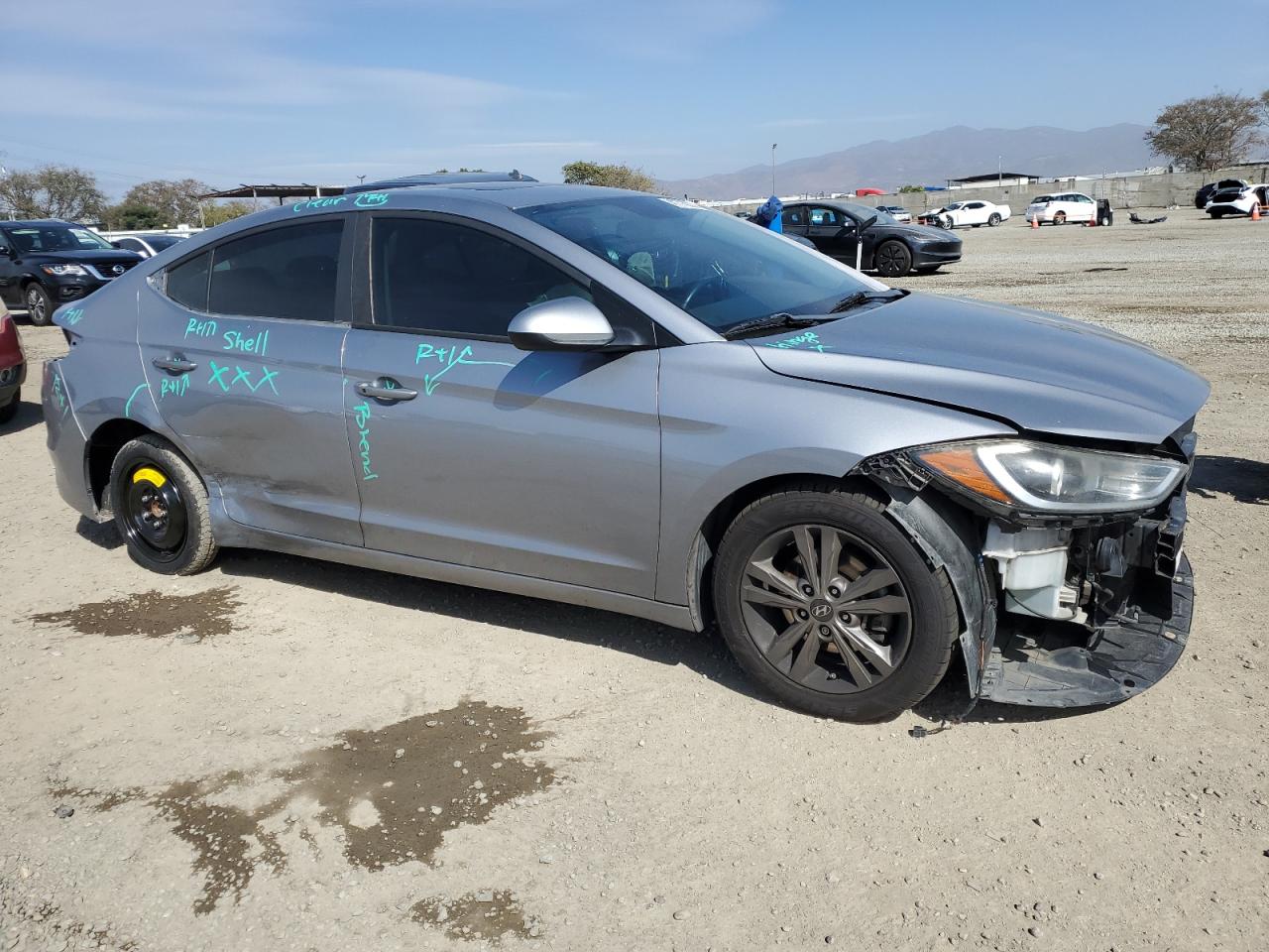 2017 Hyundai Elantra - Image 4