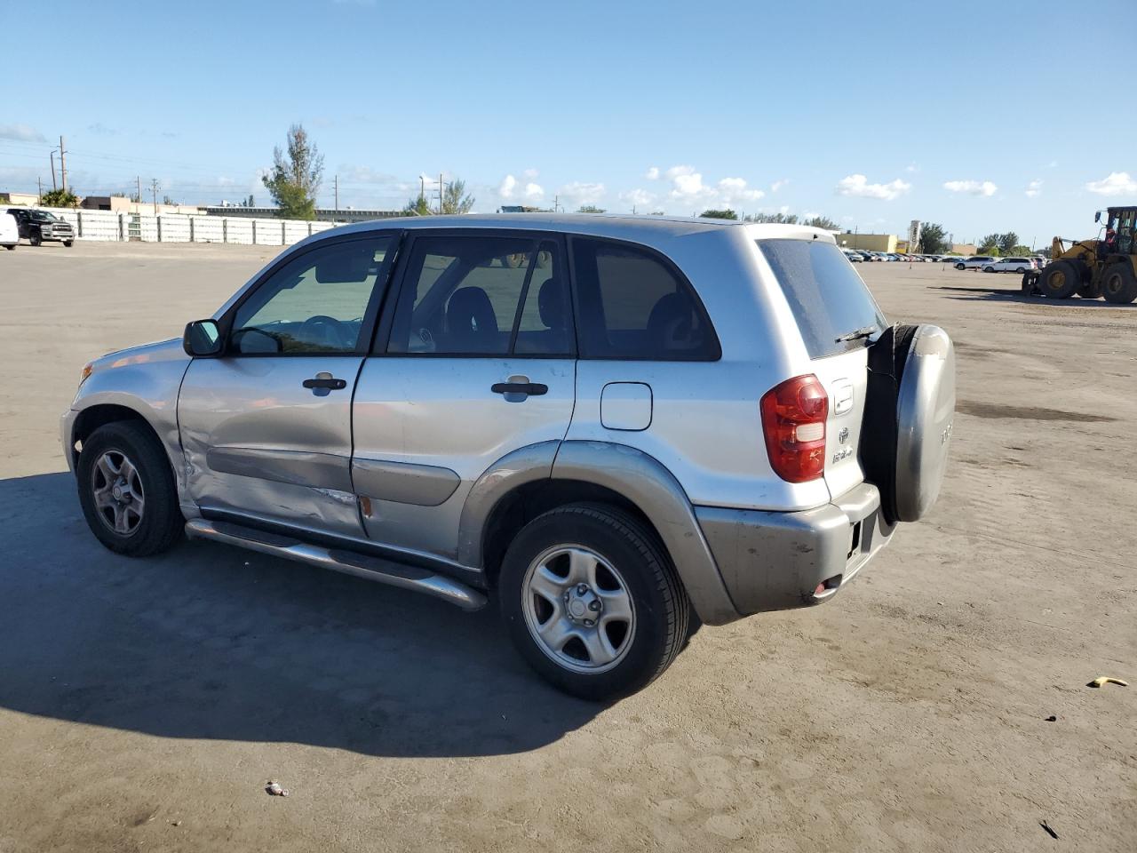 2005 Toyota RAV 4 - Image 2