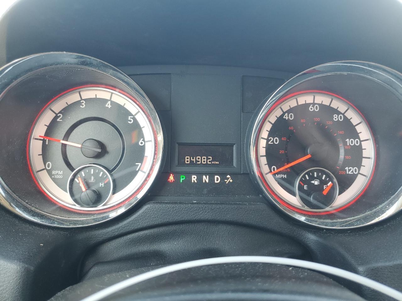 2019 Dodge Caravan - Image 9