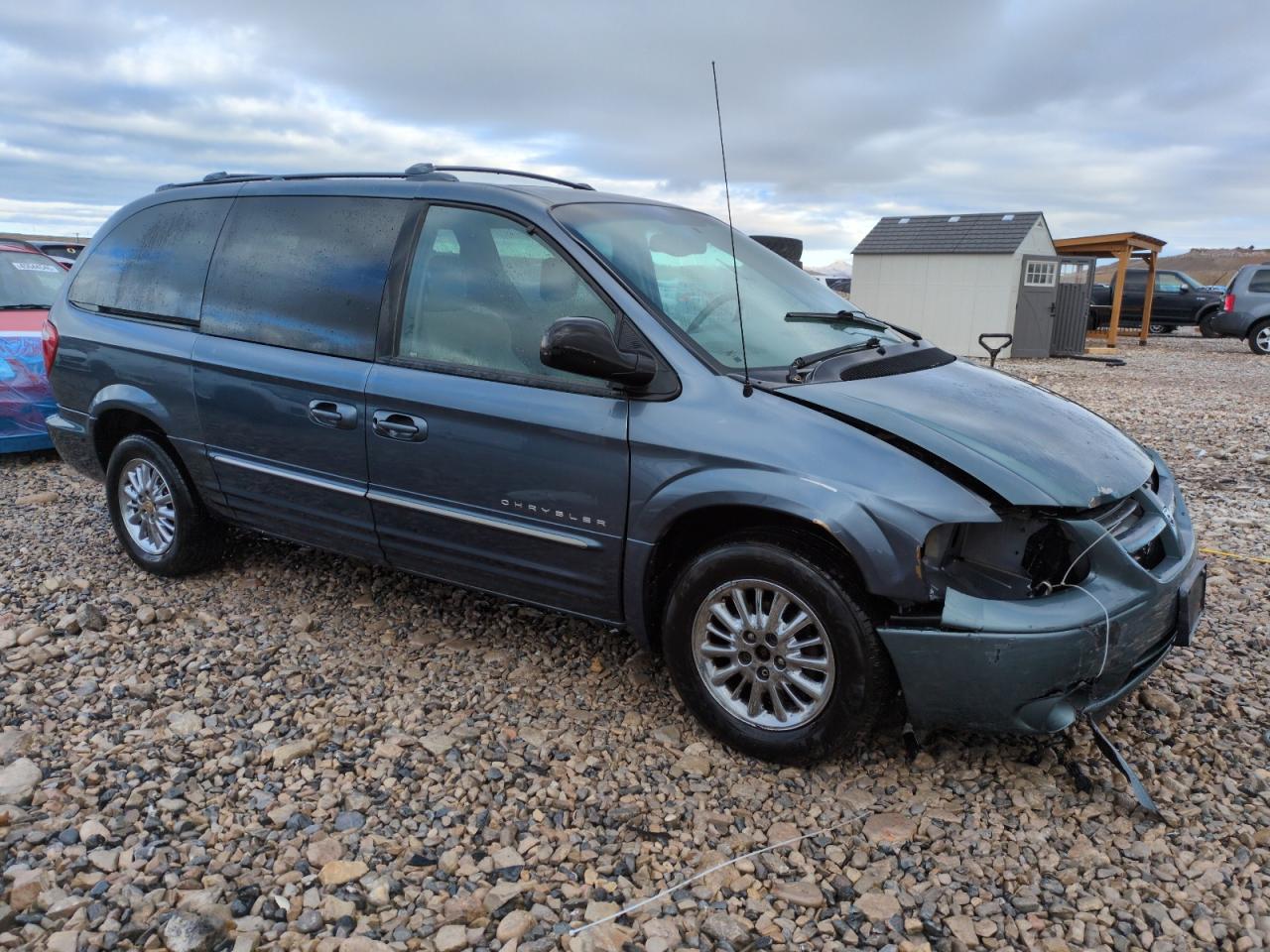 2001 Chrysler Town & Country - Image 4