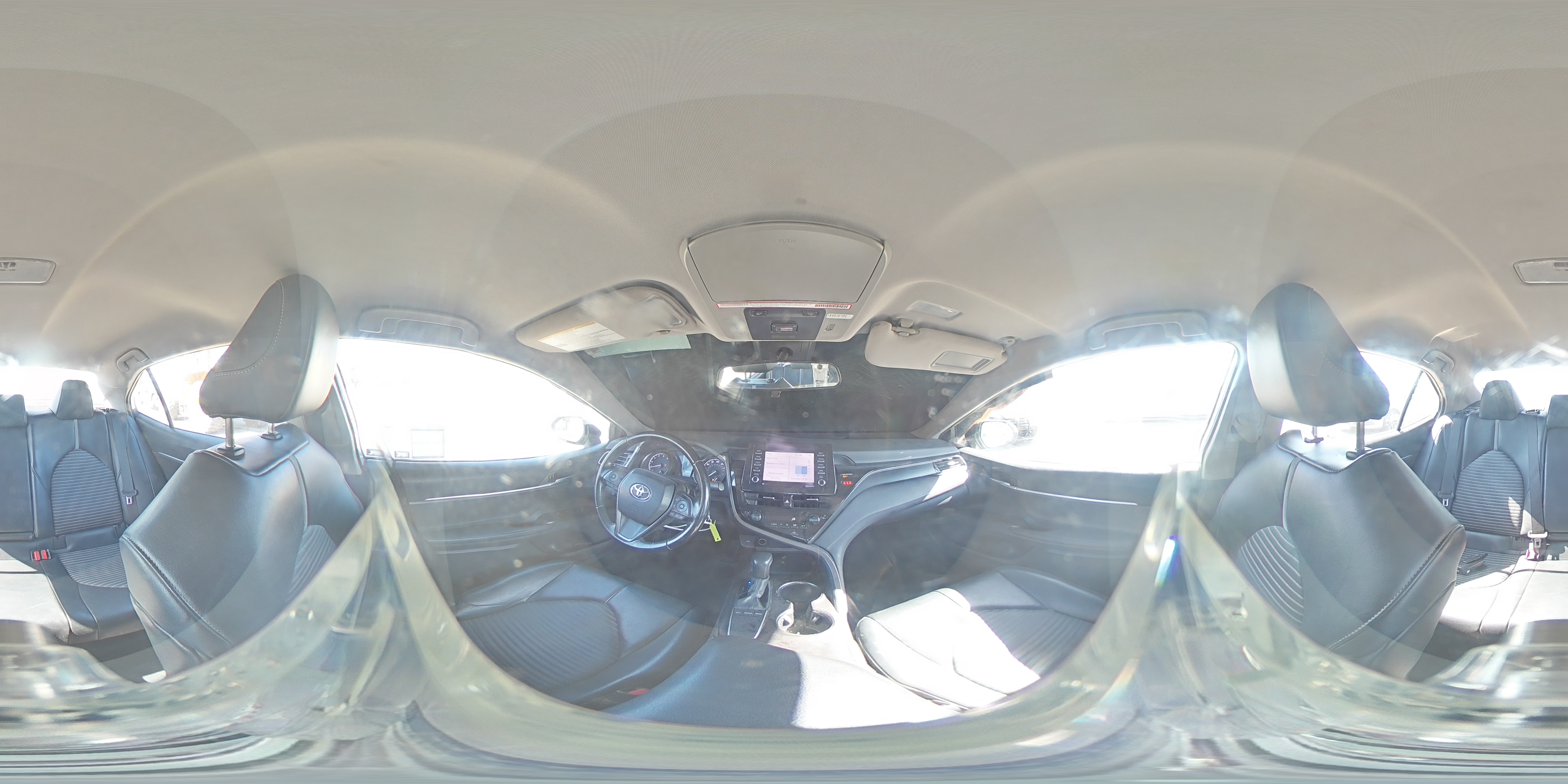 2022 Toyota Camry - Image 13