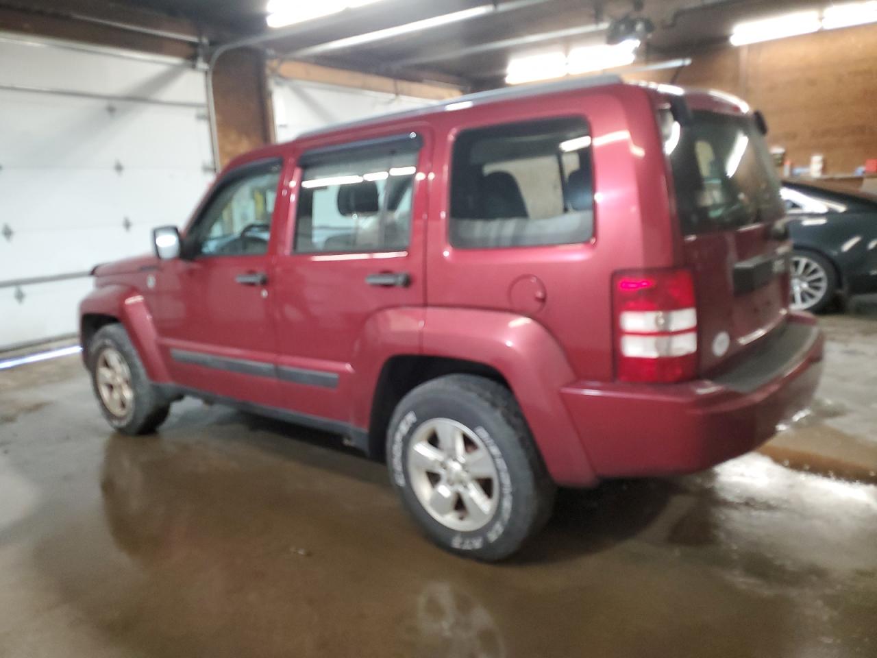 2012 Jeep Liberty (North America) - Image 2