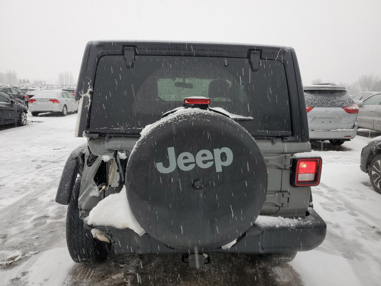 2018 Jeep Wrangler - Image 6