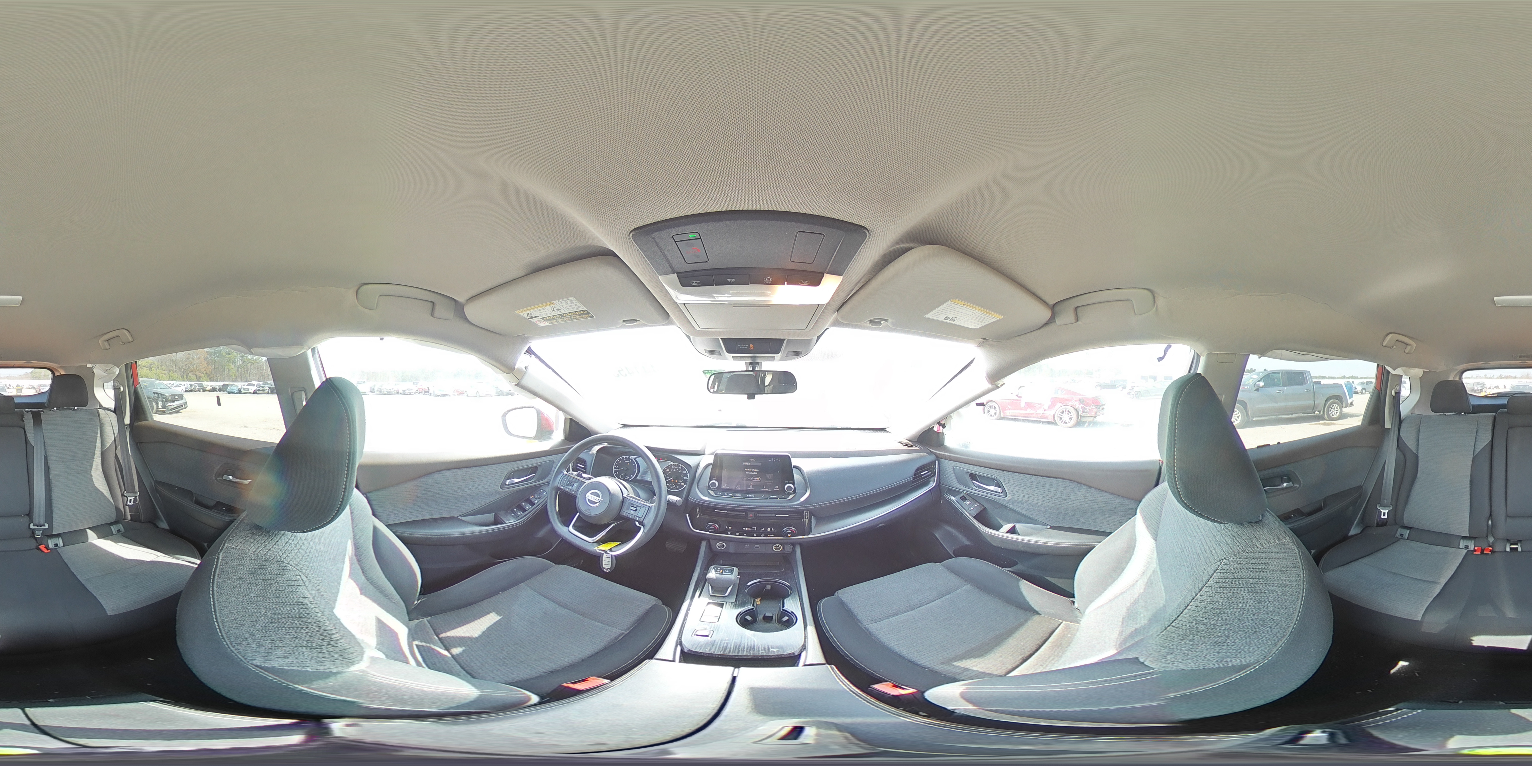 2021 Nissan Rogue - Image 13