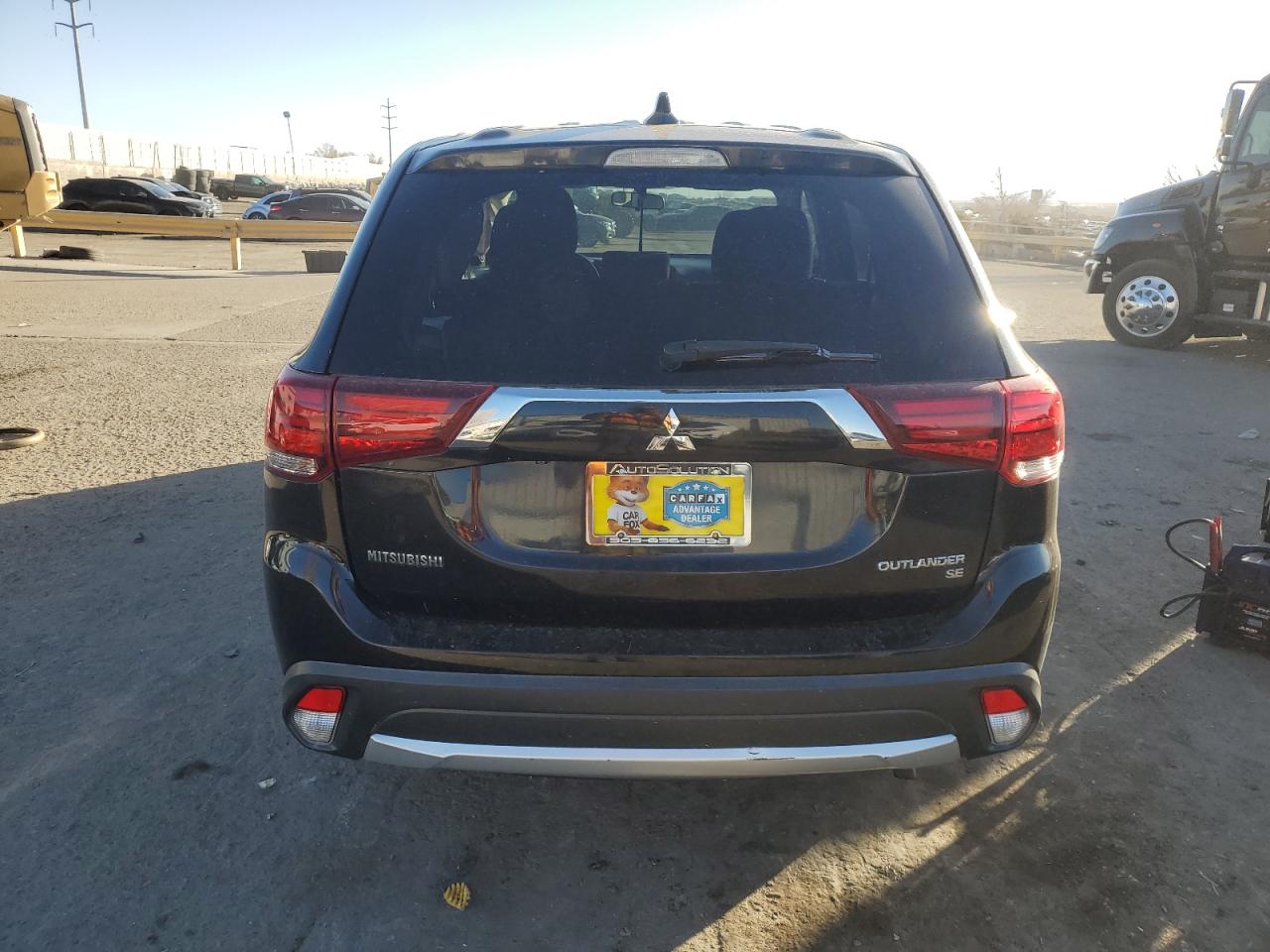 2018 Mitsubishi Outlander - Image 6