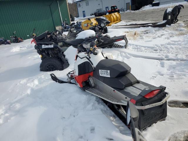 2010 SKIDOO MXZ TNT