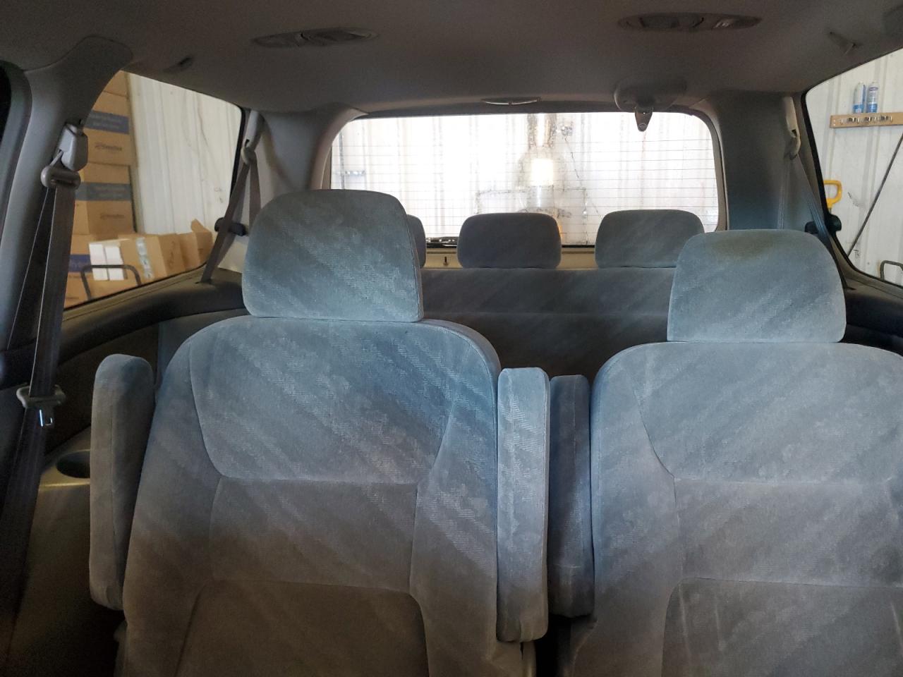 2002 Honda Odyssey - Image 10