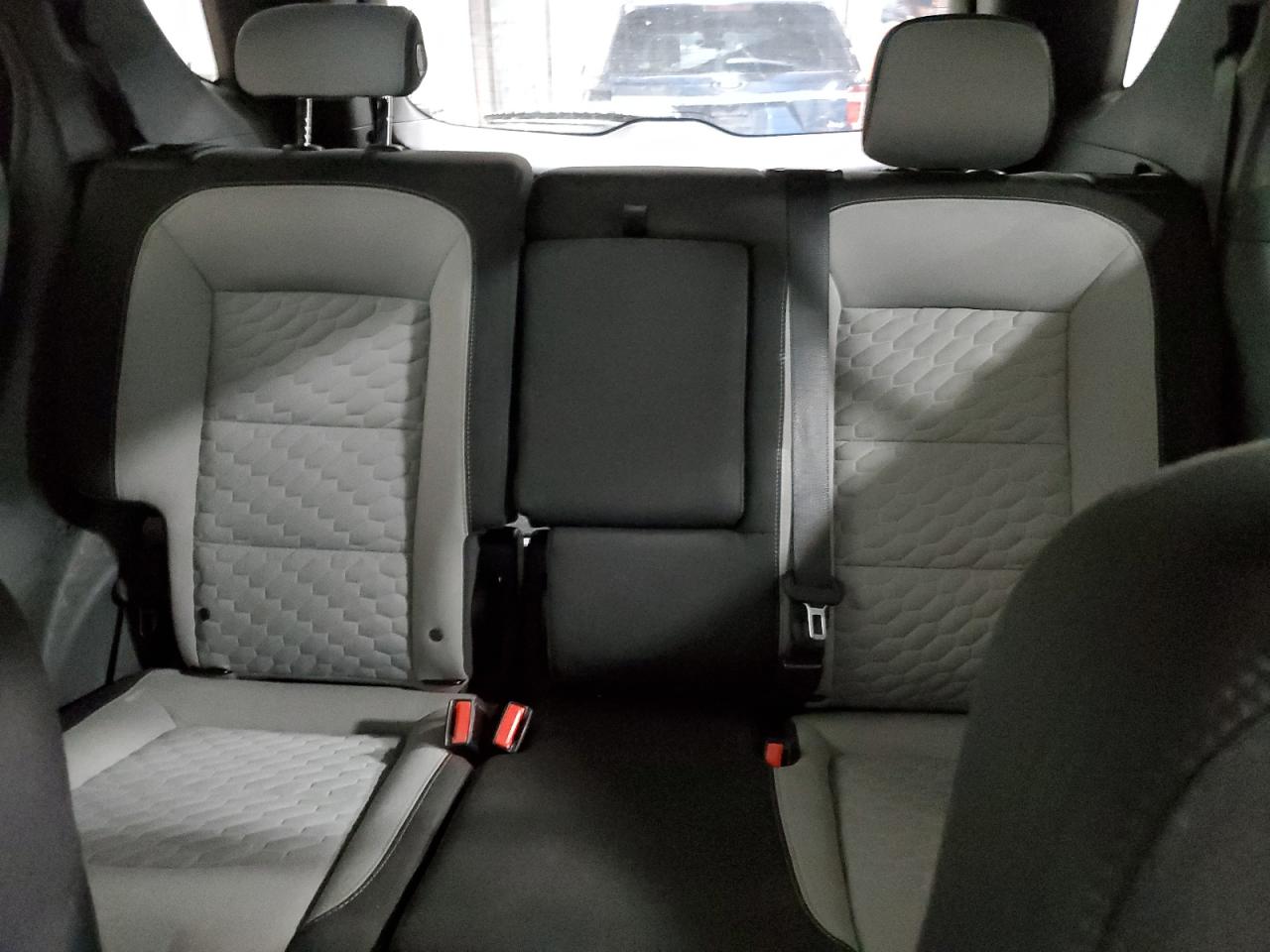 2019 Chevrolet Equinox - Image 10