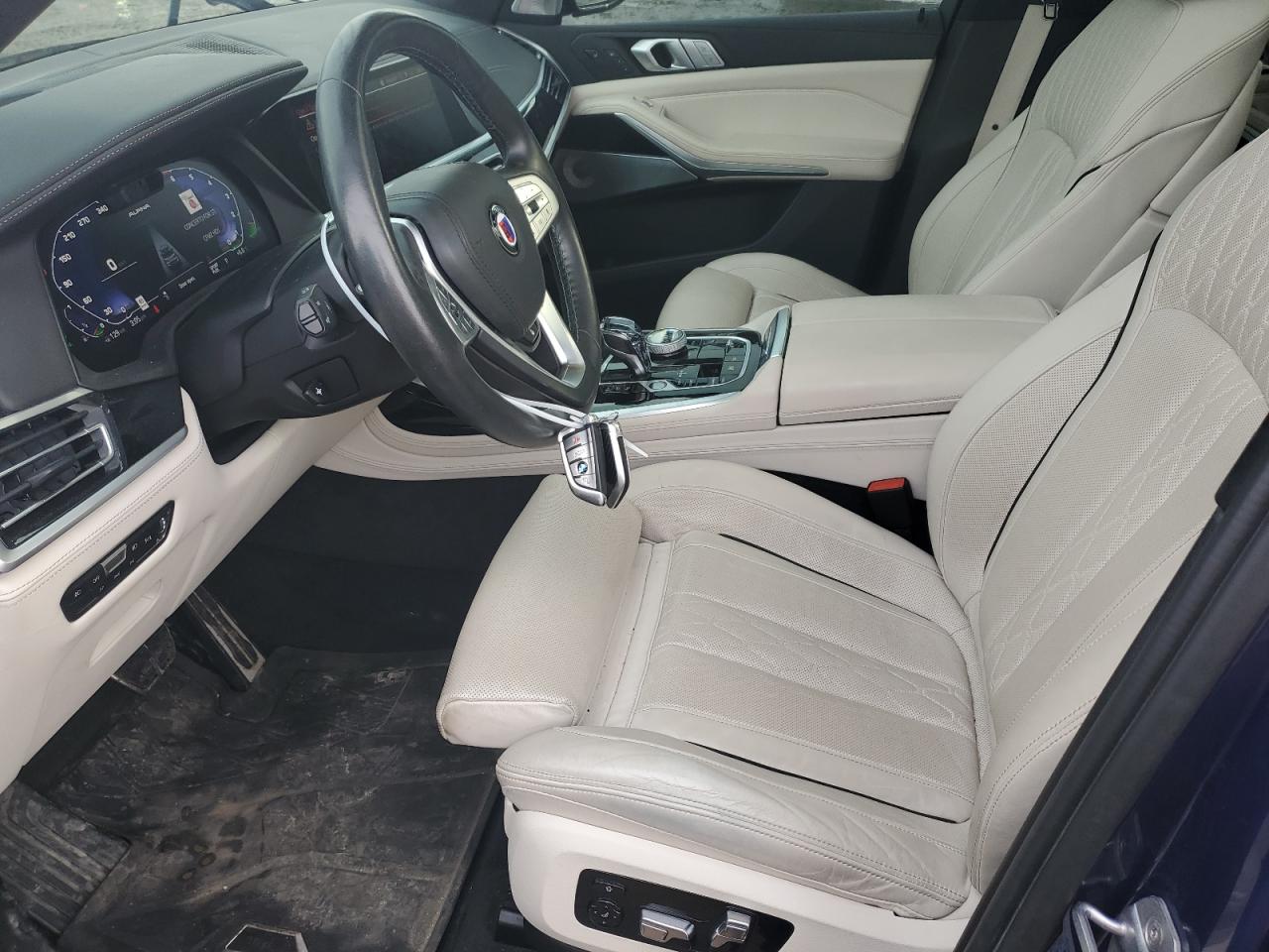 2021 BMW X7 - Image 7