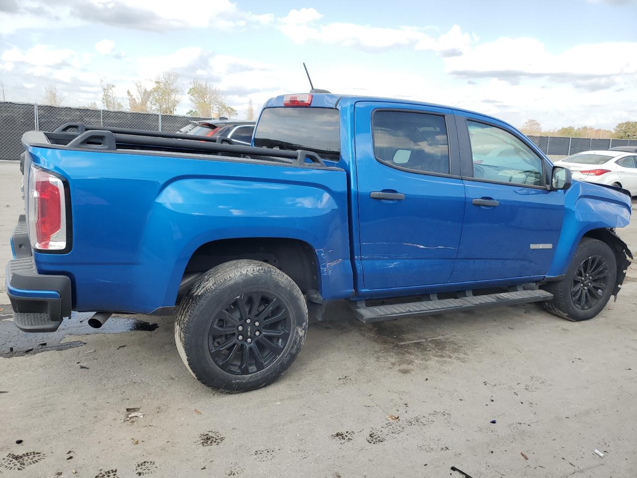 2021 GMC Canyon - Image 3