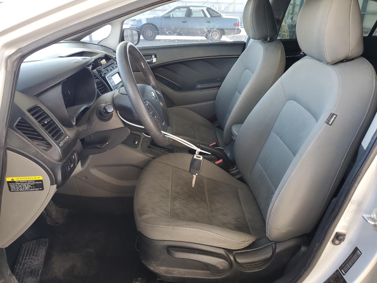 2016 Kia Forte - Image 7