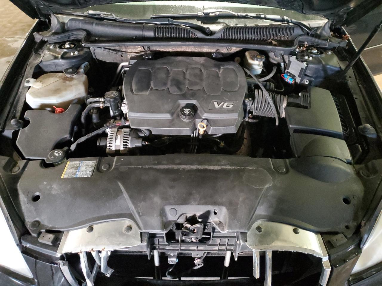 2010 Buick Lucerne - Image 11