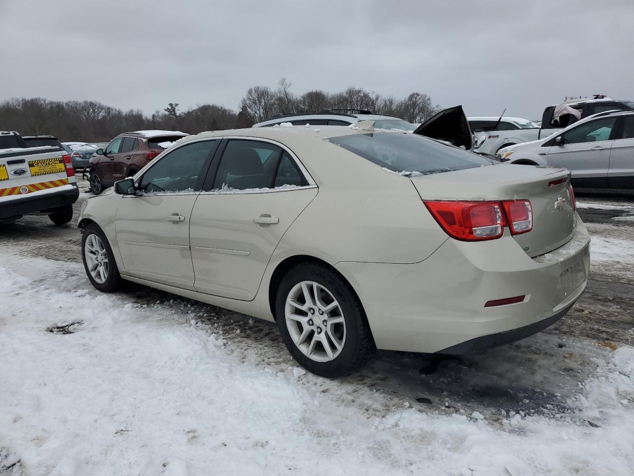 2015 Chevrolet Malibu - Image 2