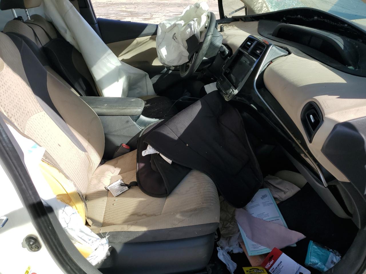 2016 Toyota Prius - Image 7