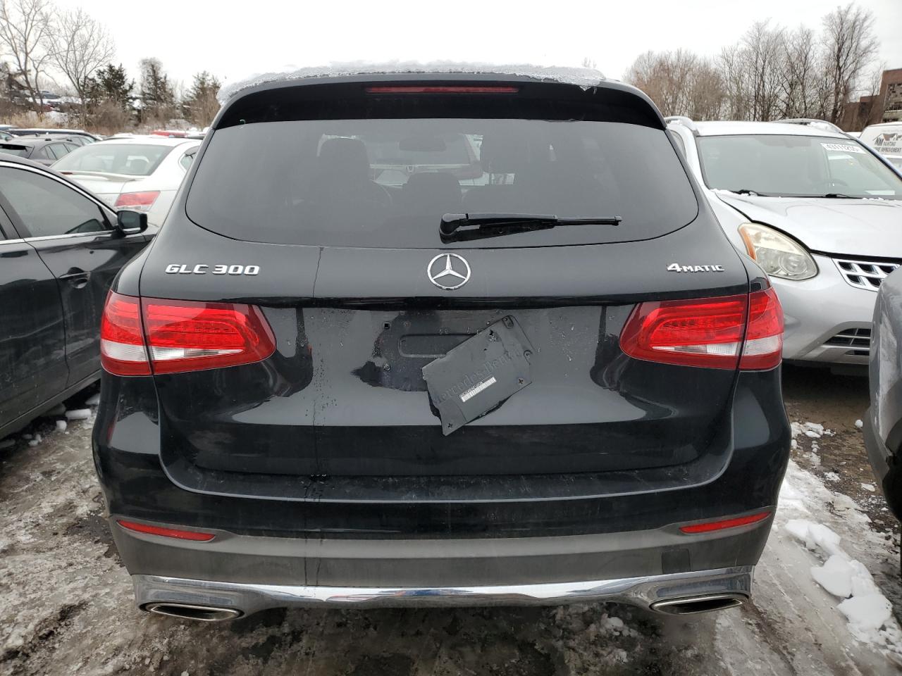 2017 Mercedes-Benz GLC - Image 6