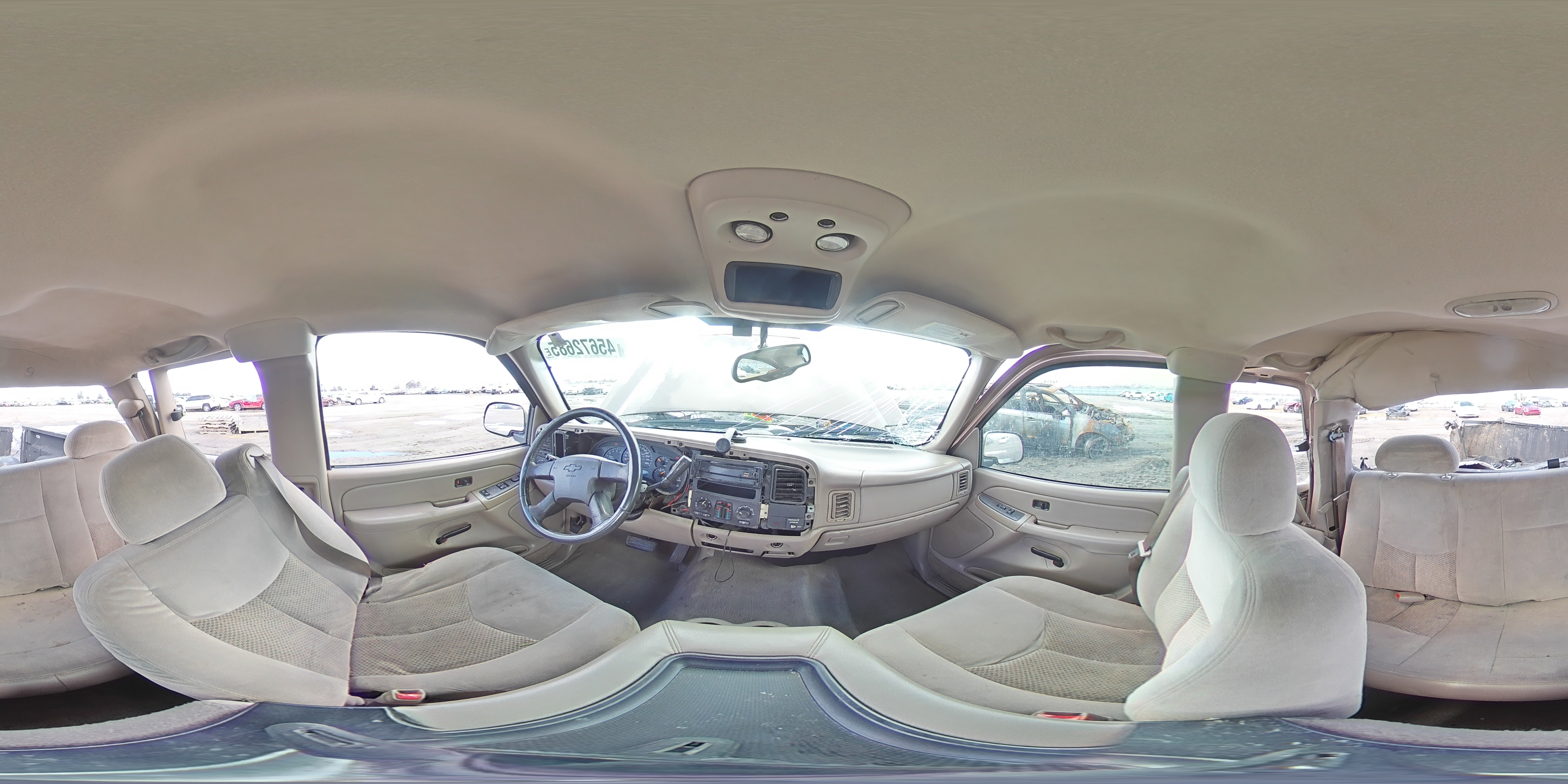 2004 Chevrolet Silverado - Image 13