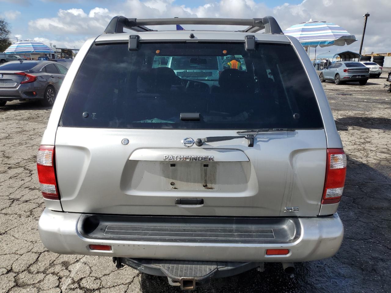 2002 Nissan Pathfinder - Image 6