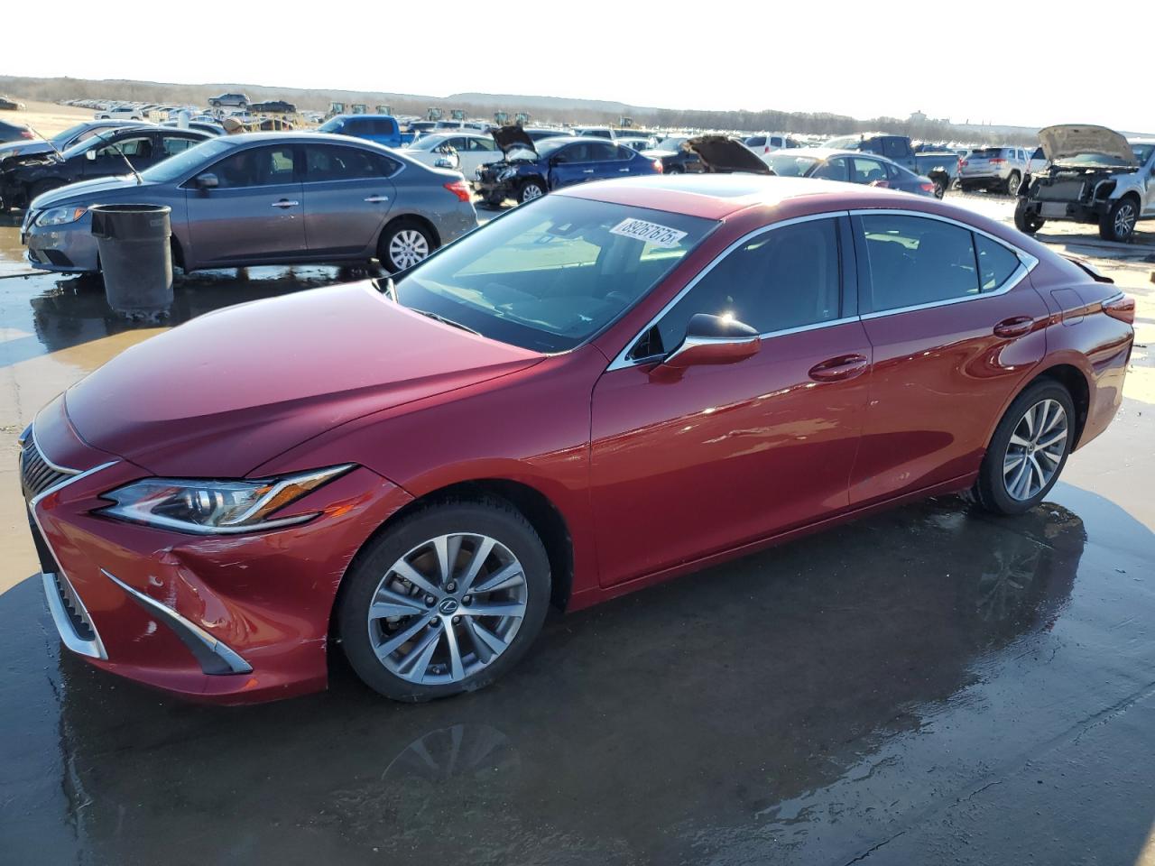 2021 Lexus ES - Image 1