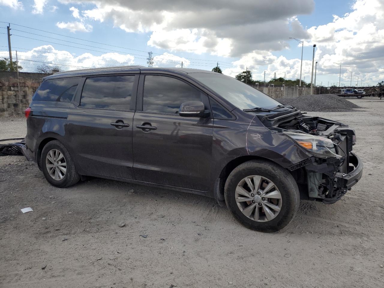 2015 Kia Sedona - Image 4