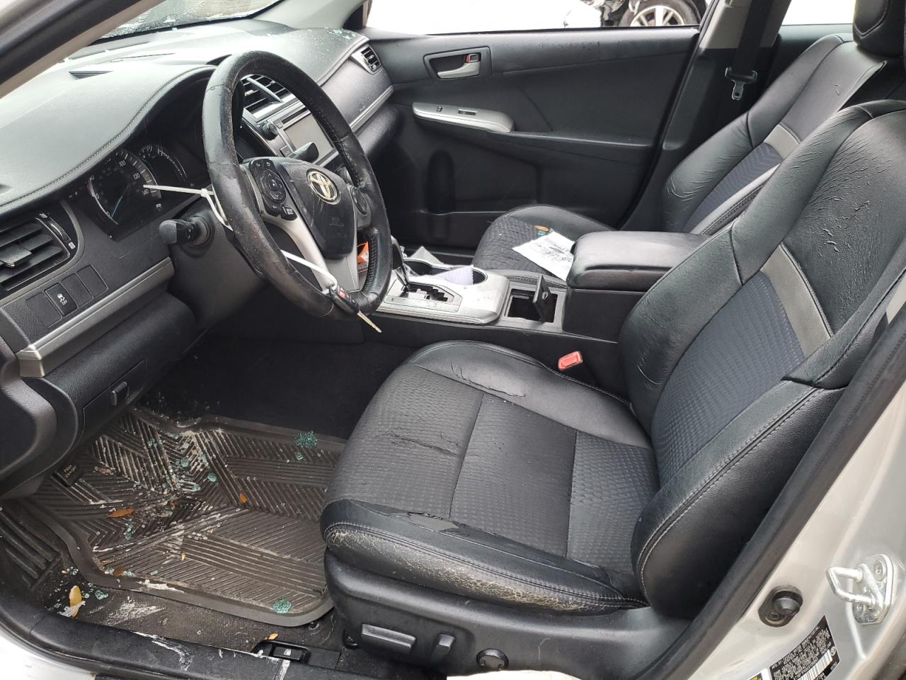 2012 Toyota Camry - Image 7