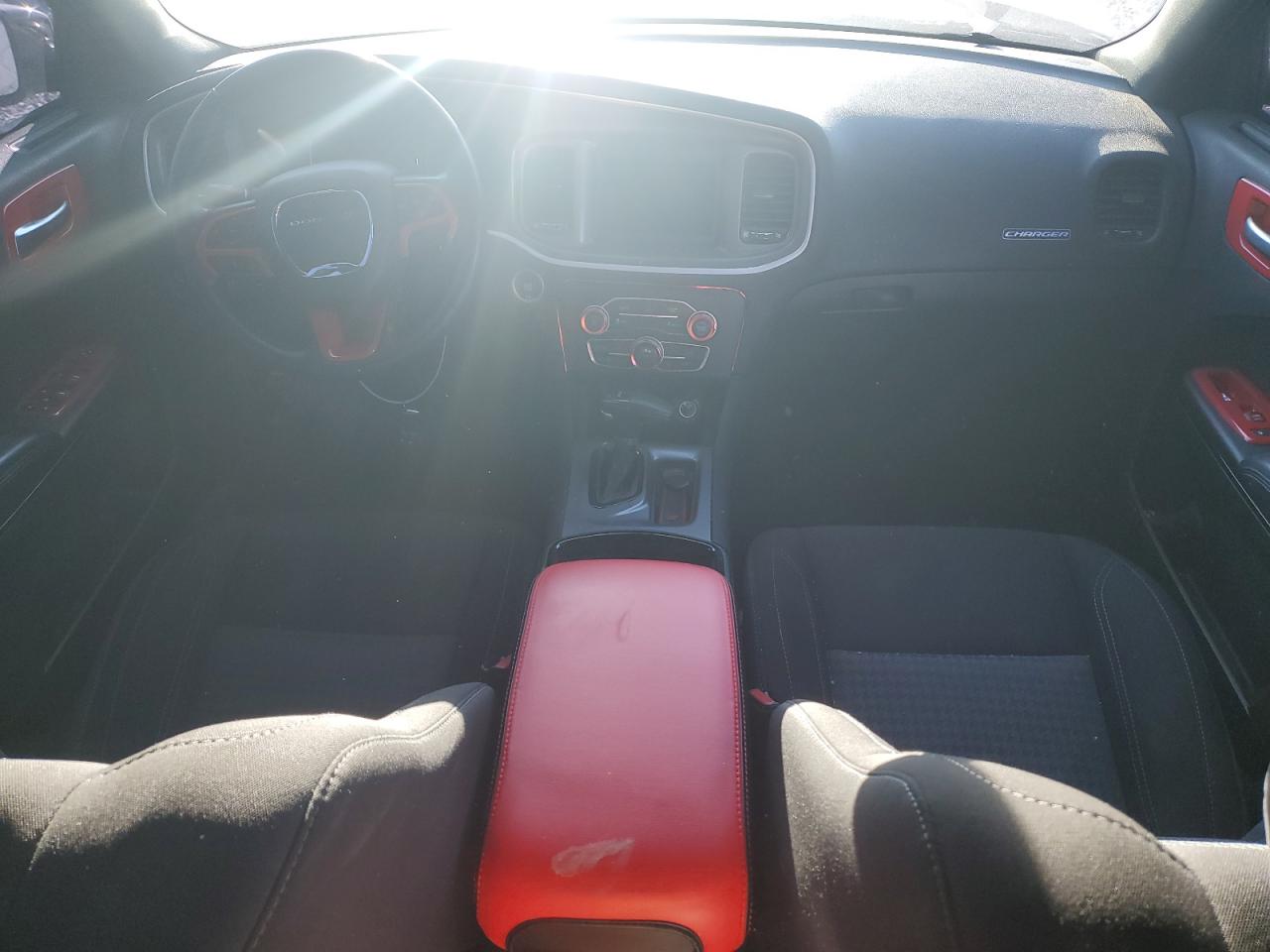 2021 Dodge Charger - Image 8