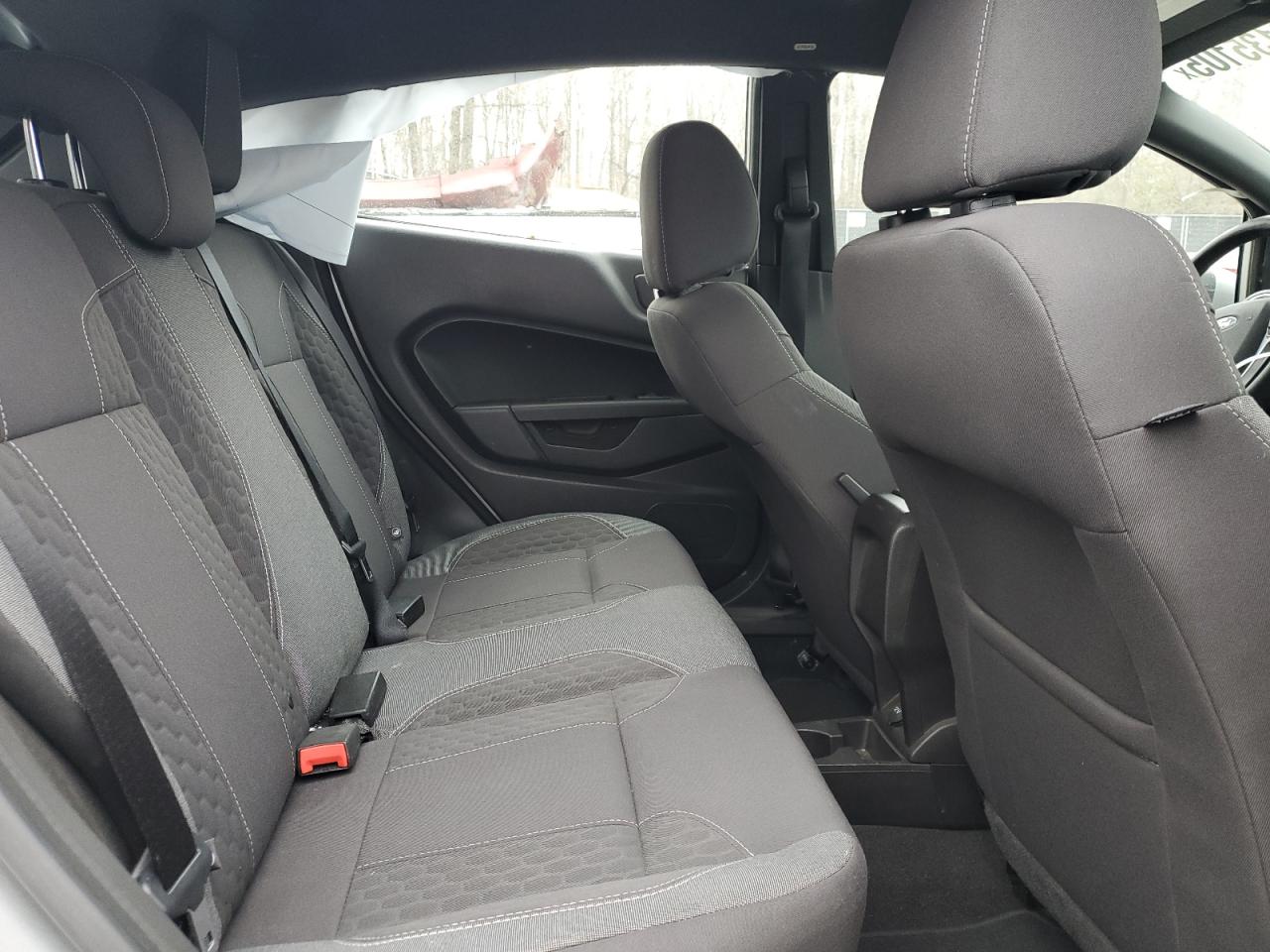 2014 Ford Fiesta - Image 10