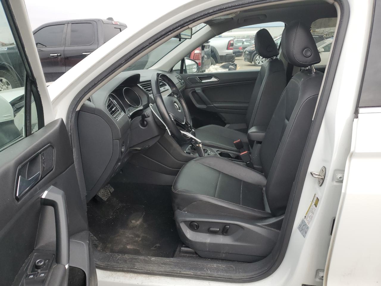 2018 Volkswagen Tiguan - Image 7