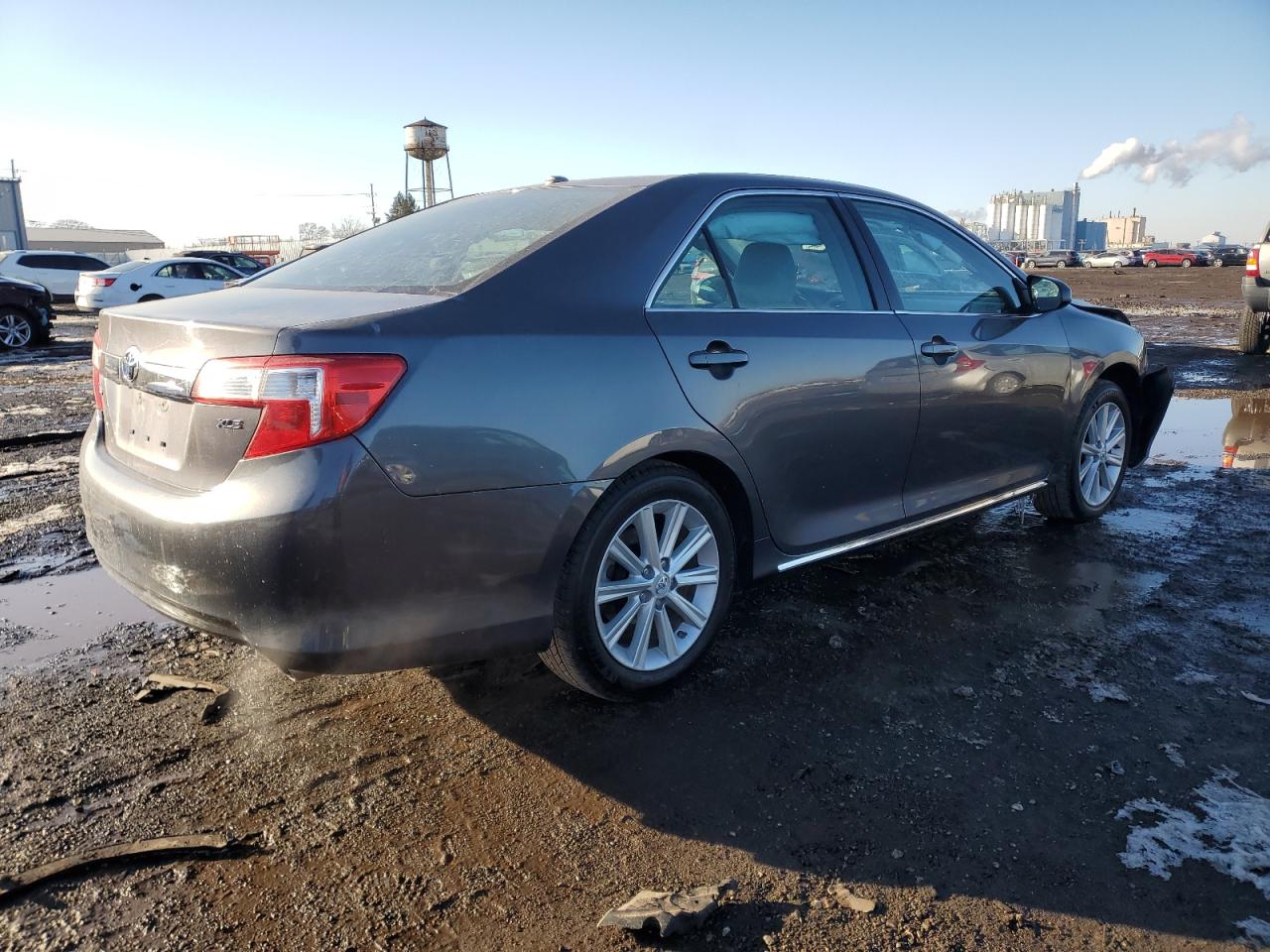 2014 Toyota Camry - Image 3