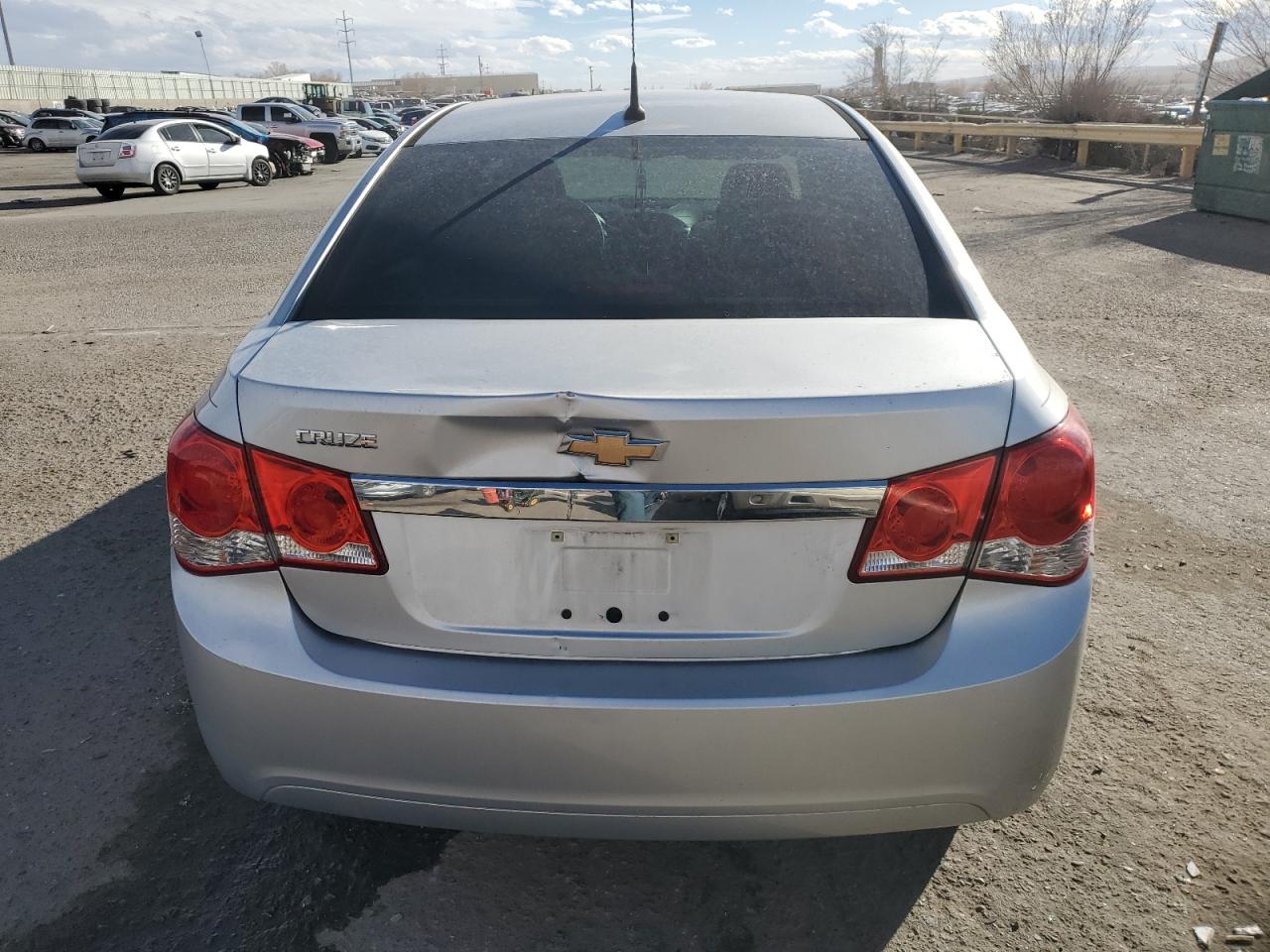 2014 Chevrolet Cruze - Image 6