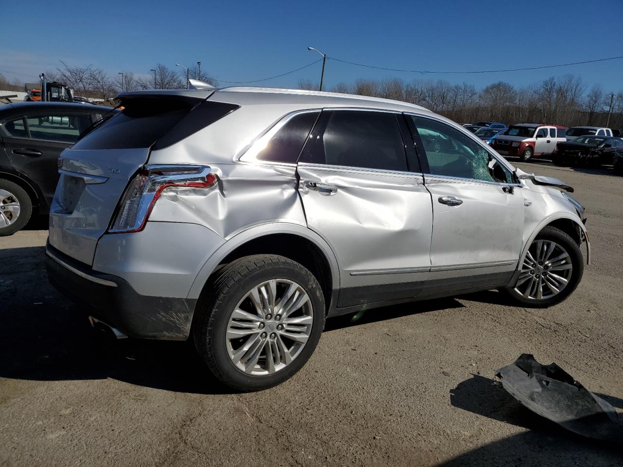 2019 Cadillac XT5 - Image 3