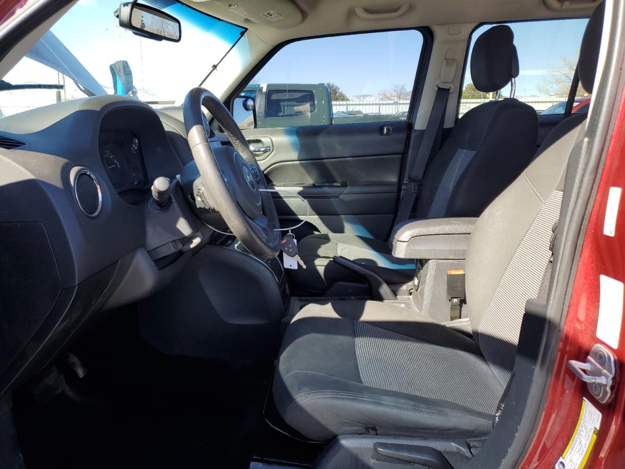 2014 Jeep Liberty (Patriot) - Image 7