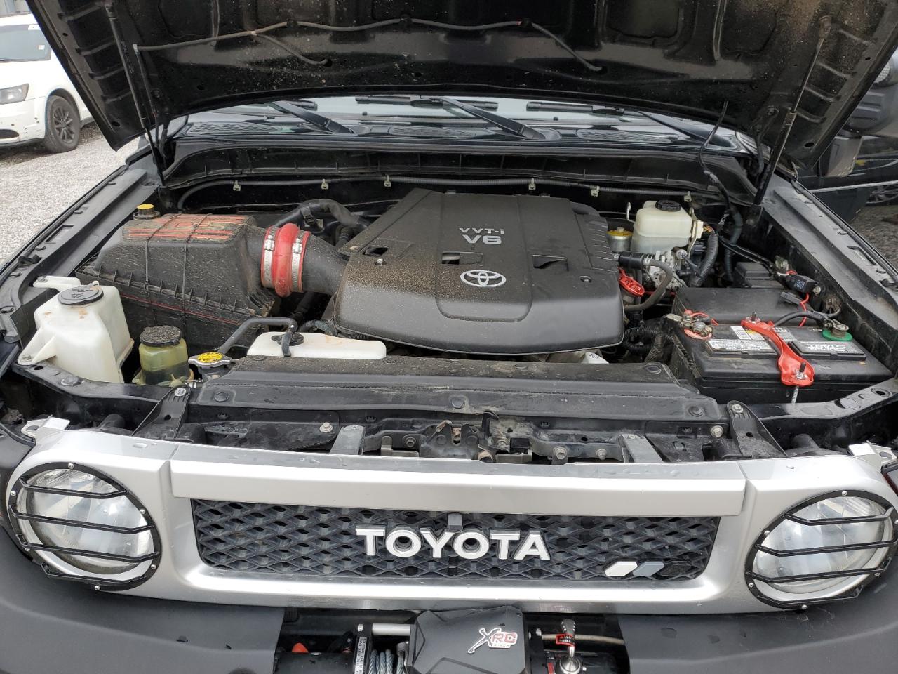 2007 Toyota FJ Cruiser - Image 12