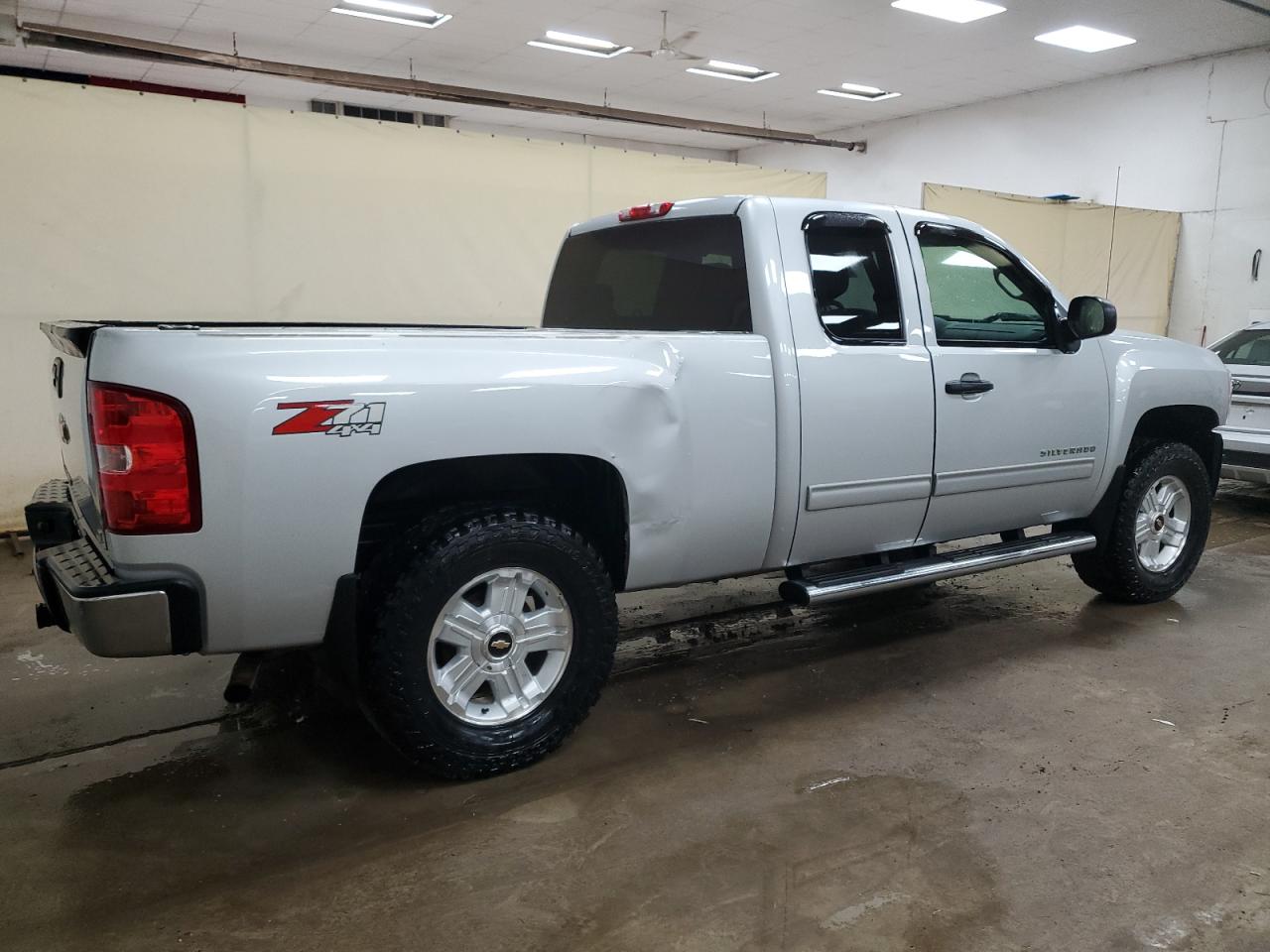 2013 Chevrolet Silverado - Image 3