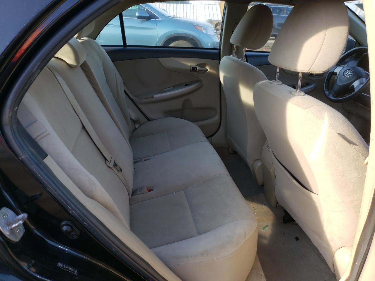2011 Toyota Corolla - Image 11