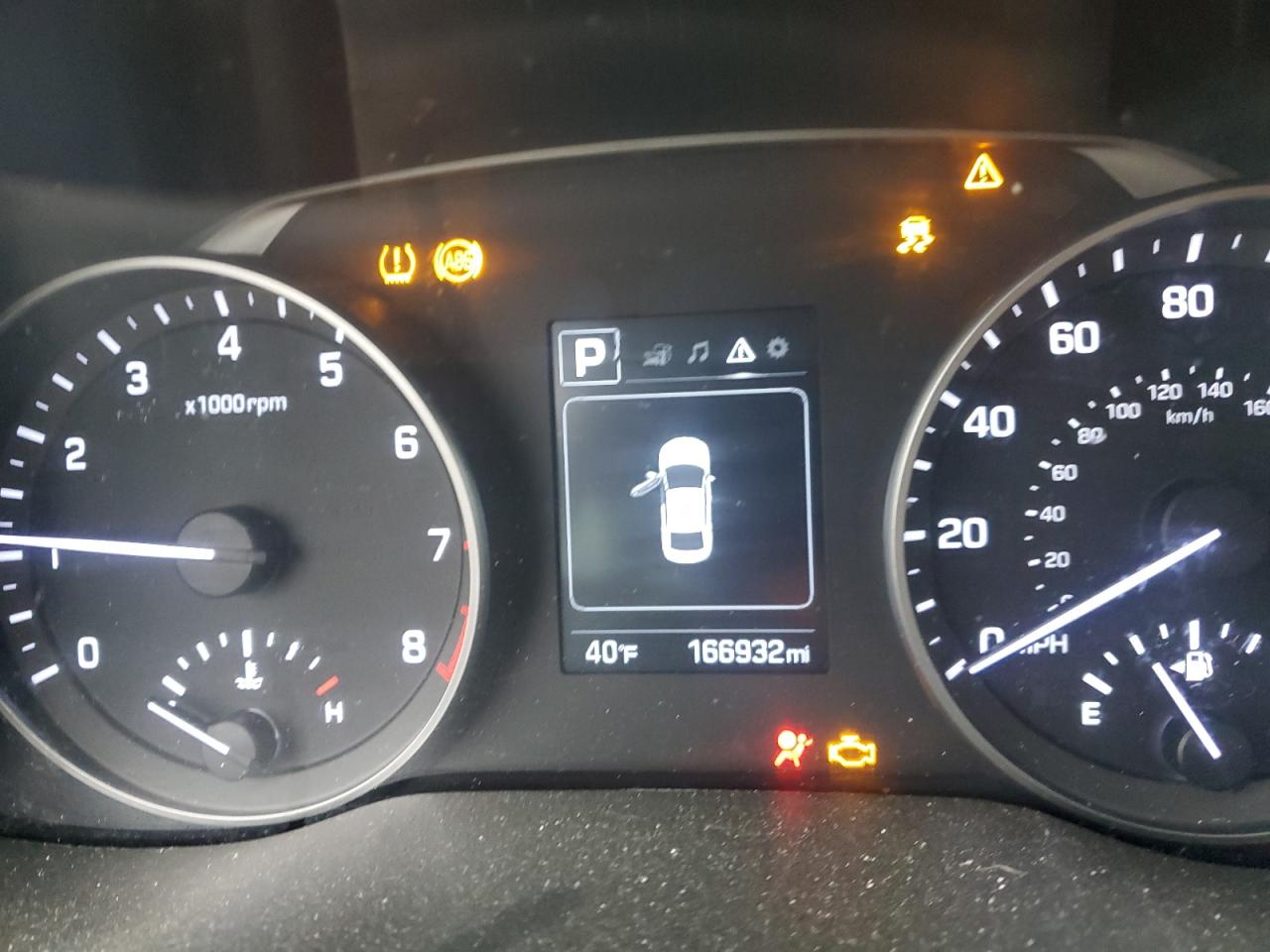 2018 Hyundai Elantra - Image 9