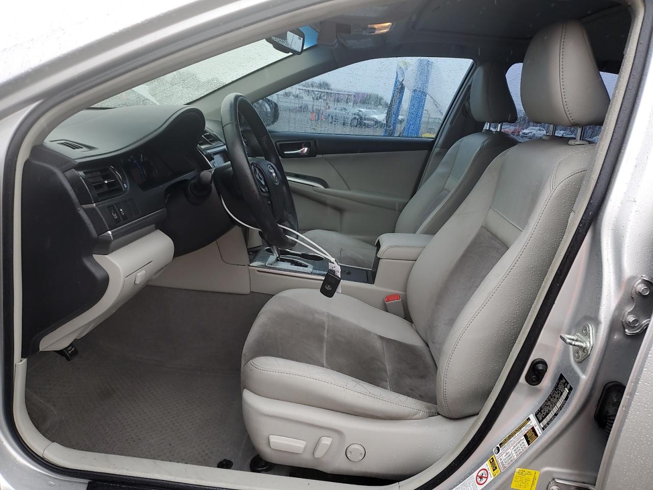 2012 Toyota Camry - Image 7