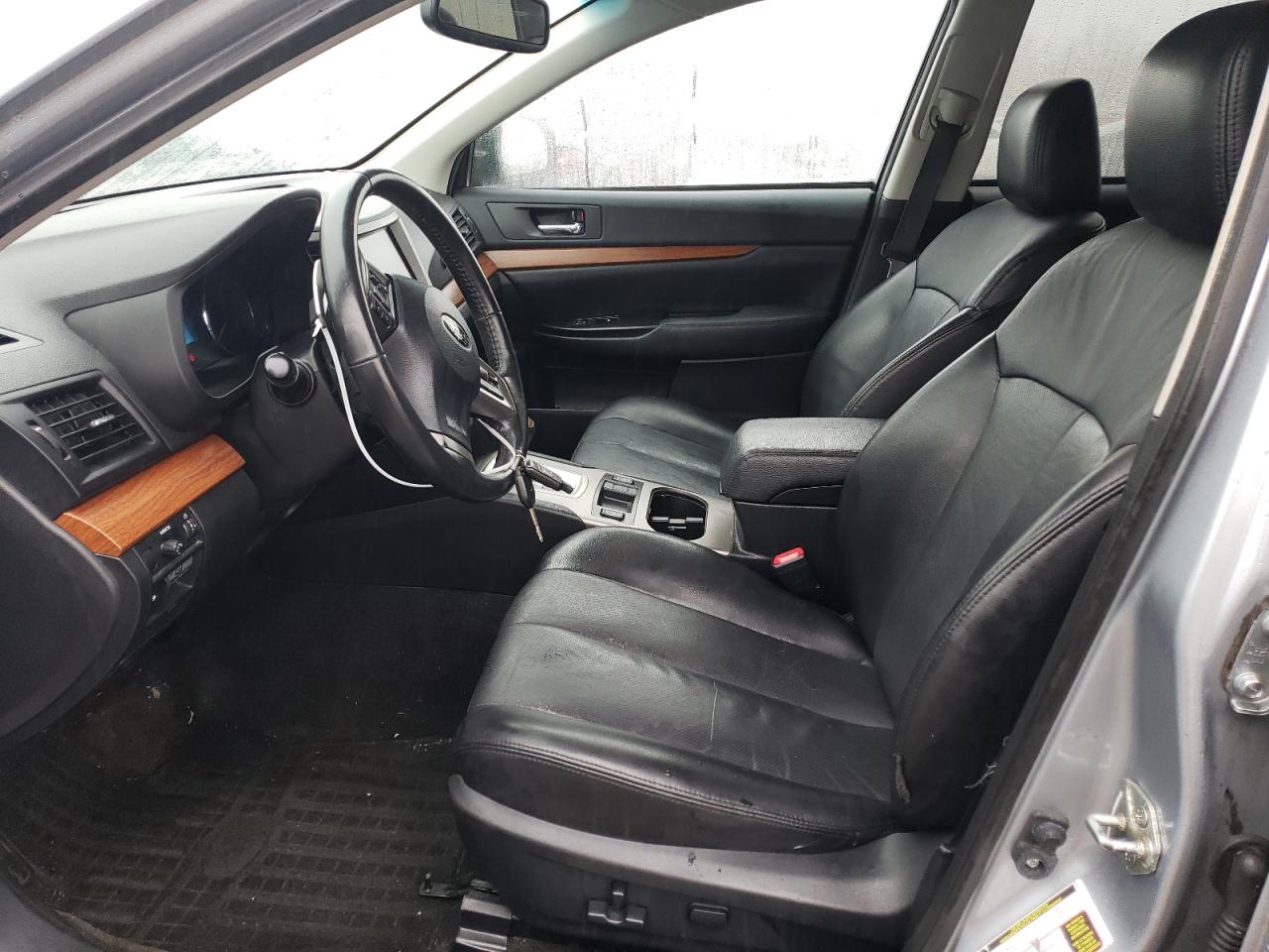 2013 Subaru Outback - Image 7