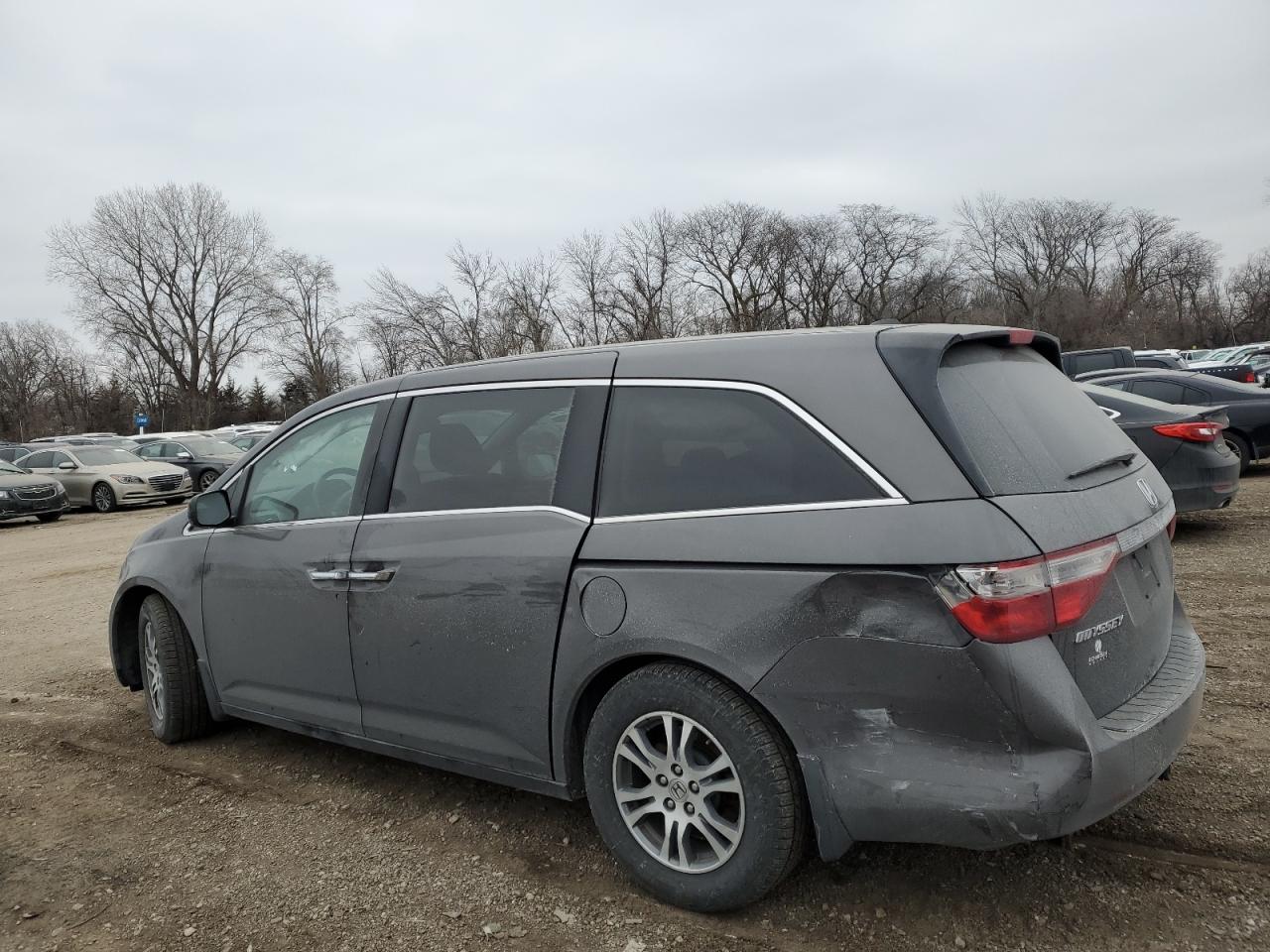 2013 Honda Odyssey - Image 2