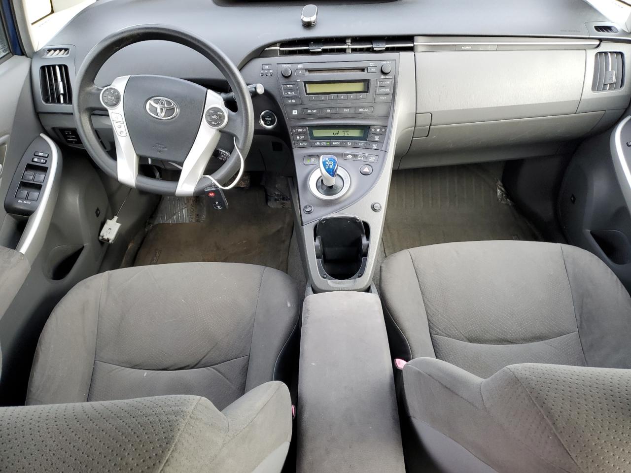 2010 Toyota Prius - Image 8
